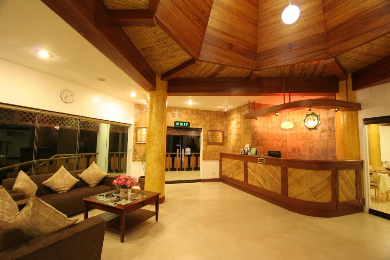 Hilltop View 4*
